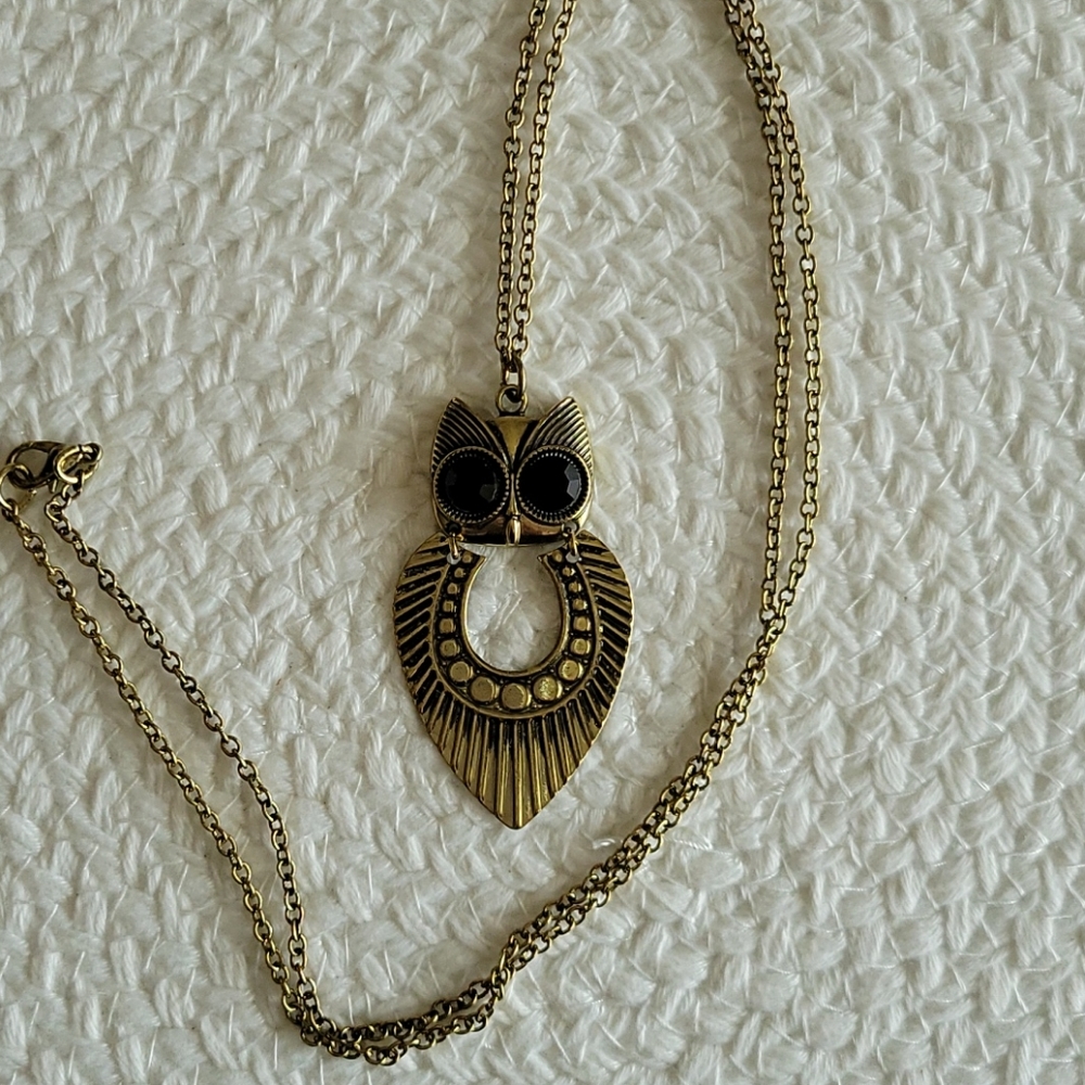 Fashion necklace, owl charm